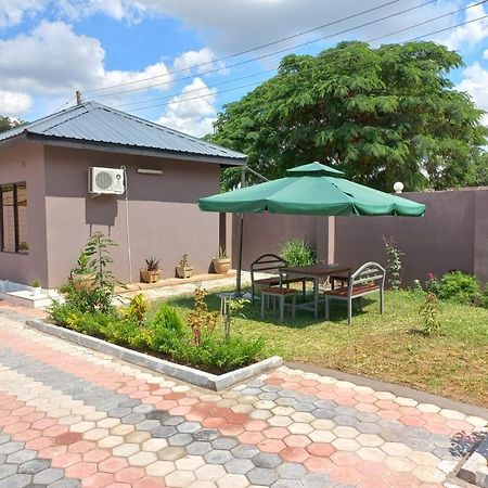 Kasuda Rooms - Cosy Self Contained Rooms Livingstone Exterior foto